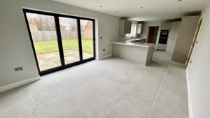 Photo 17- click for photo gallery